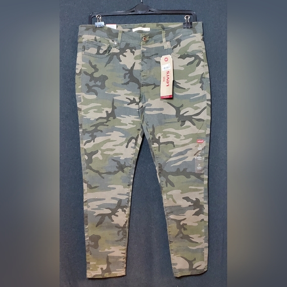 Levi's Pants - LEVI'S camo skinny Jeans